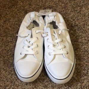 White slip on sneakers